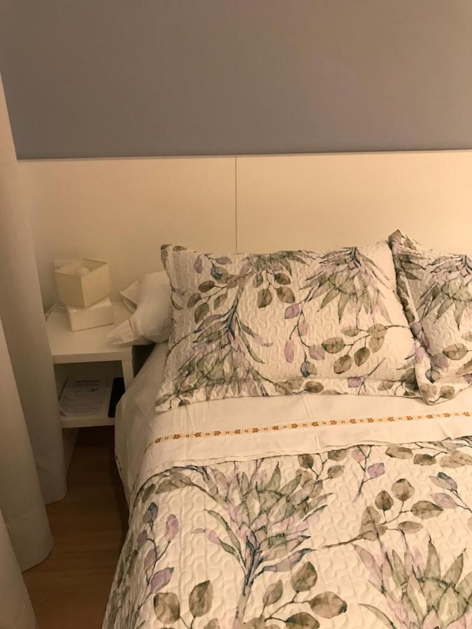 Hostal Casiano Camarasa Exteriör bild